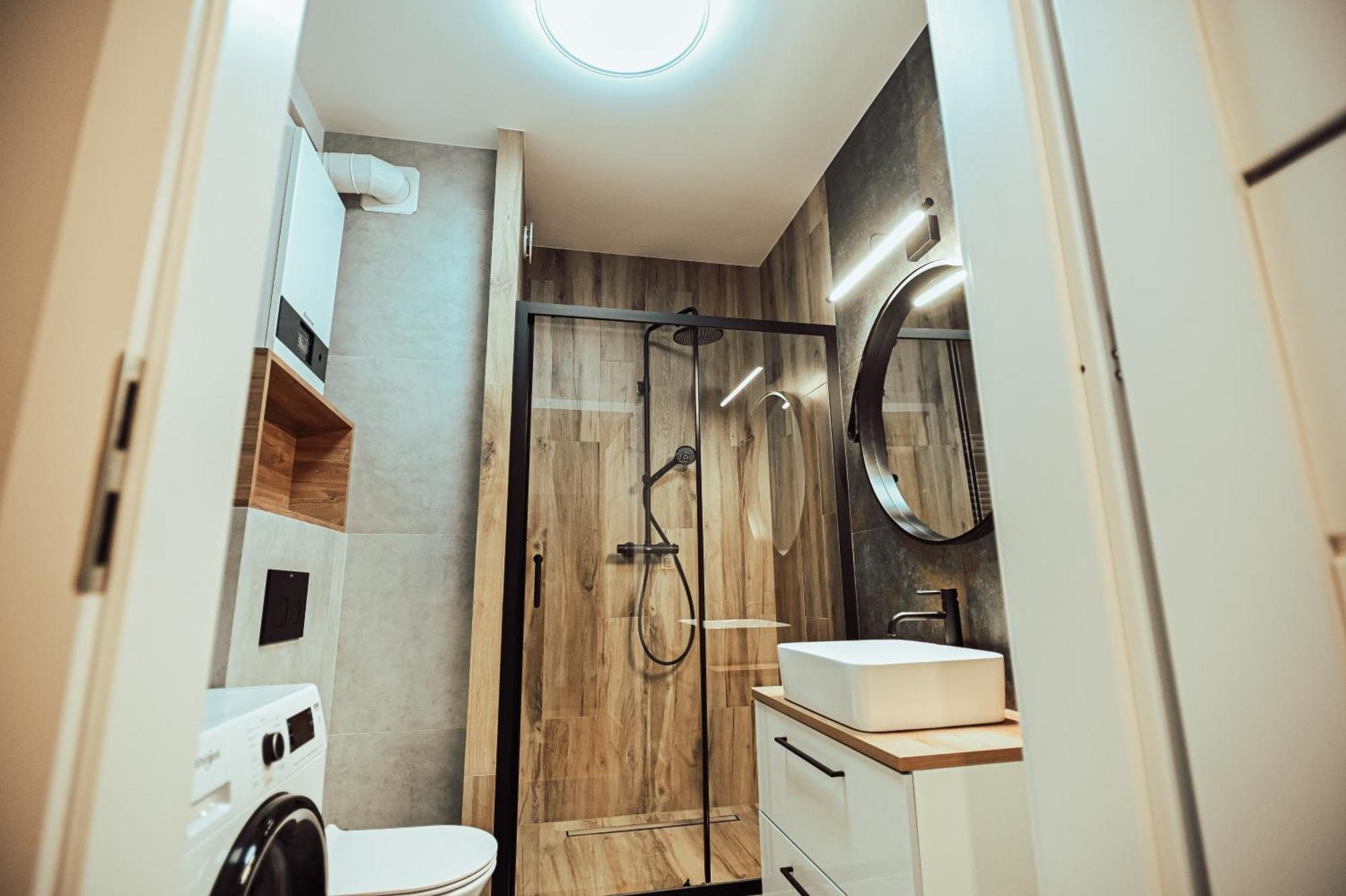 Loft Luxury Apartment & Parking レシュノ エクステリア 写真